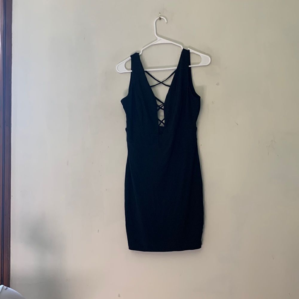 Symphony black sleeveless strappy dress Size L NWT